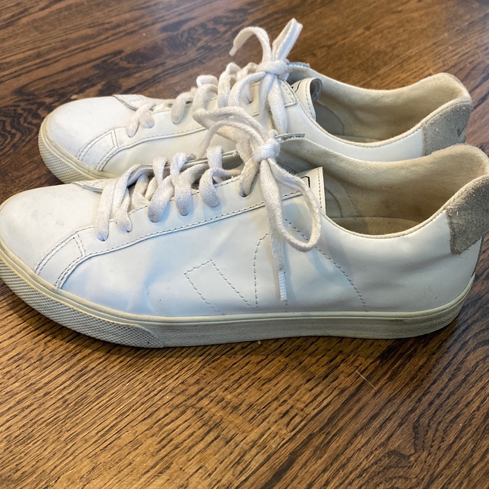 Women’s Veja sneakers